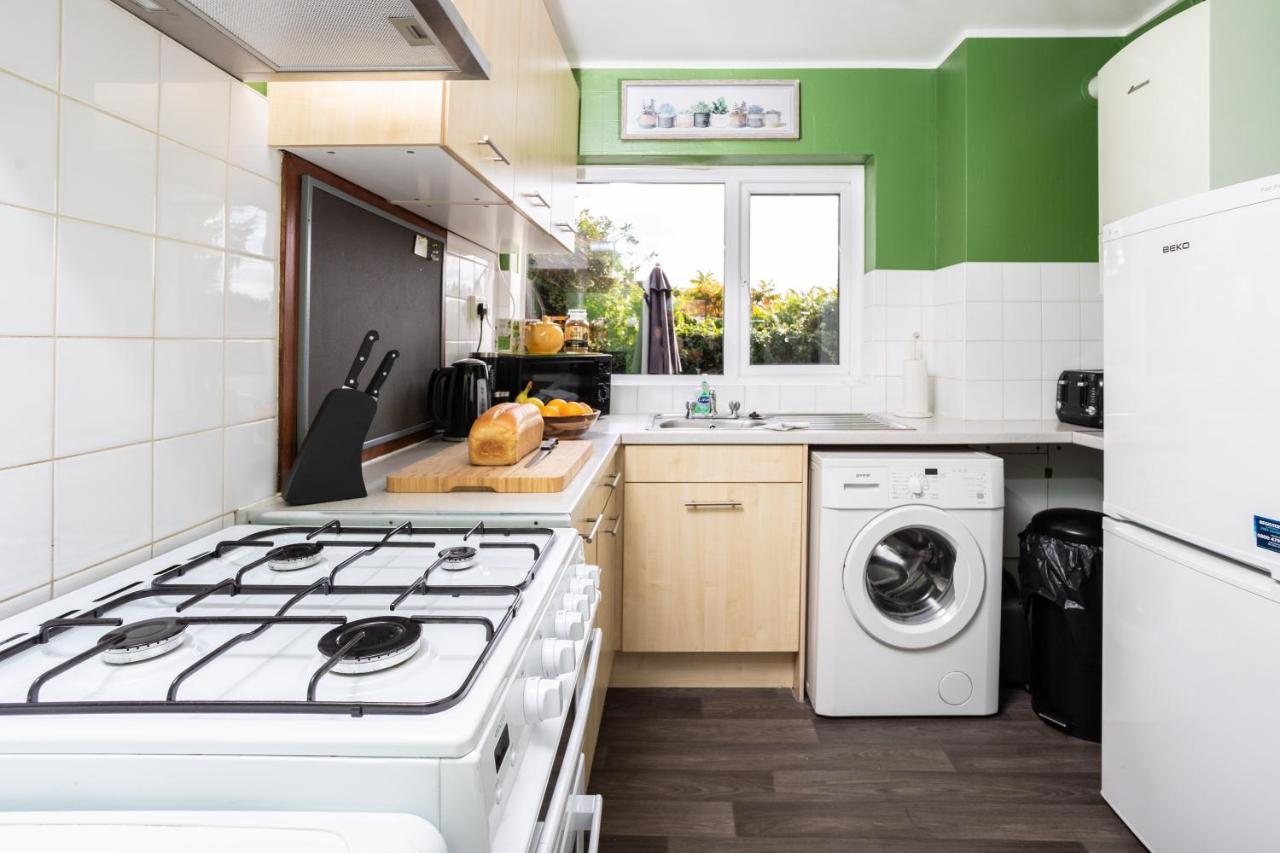 Perfect For Contractors - Canterbury - Free Parking - Ultra Wifi מראה חיצוני תמונה